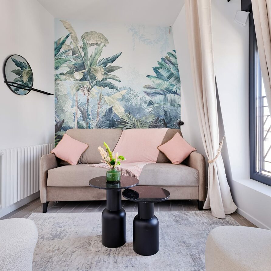 Salon moderne et chic du studio 3.1 en location courte durée à Paris